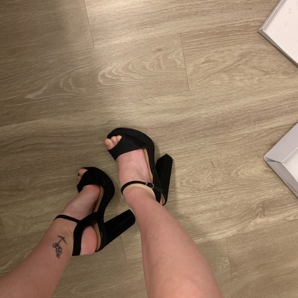 💣